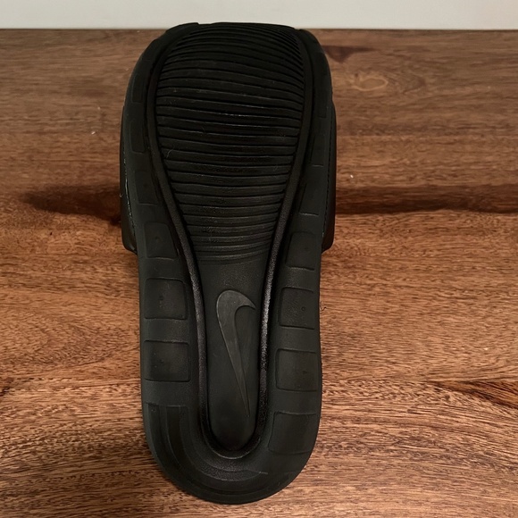 Nike Women's Victory One Slide Black with Black Logo Sz 11 (fits size 10) - Picture 8 of 11